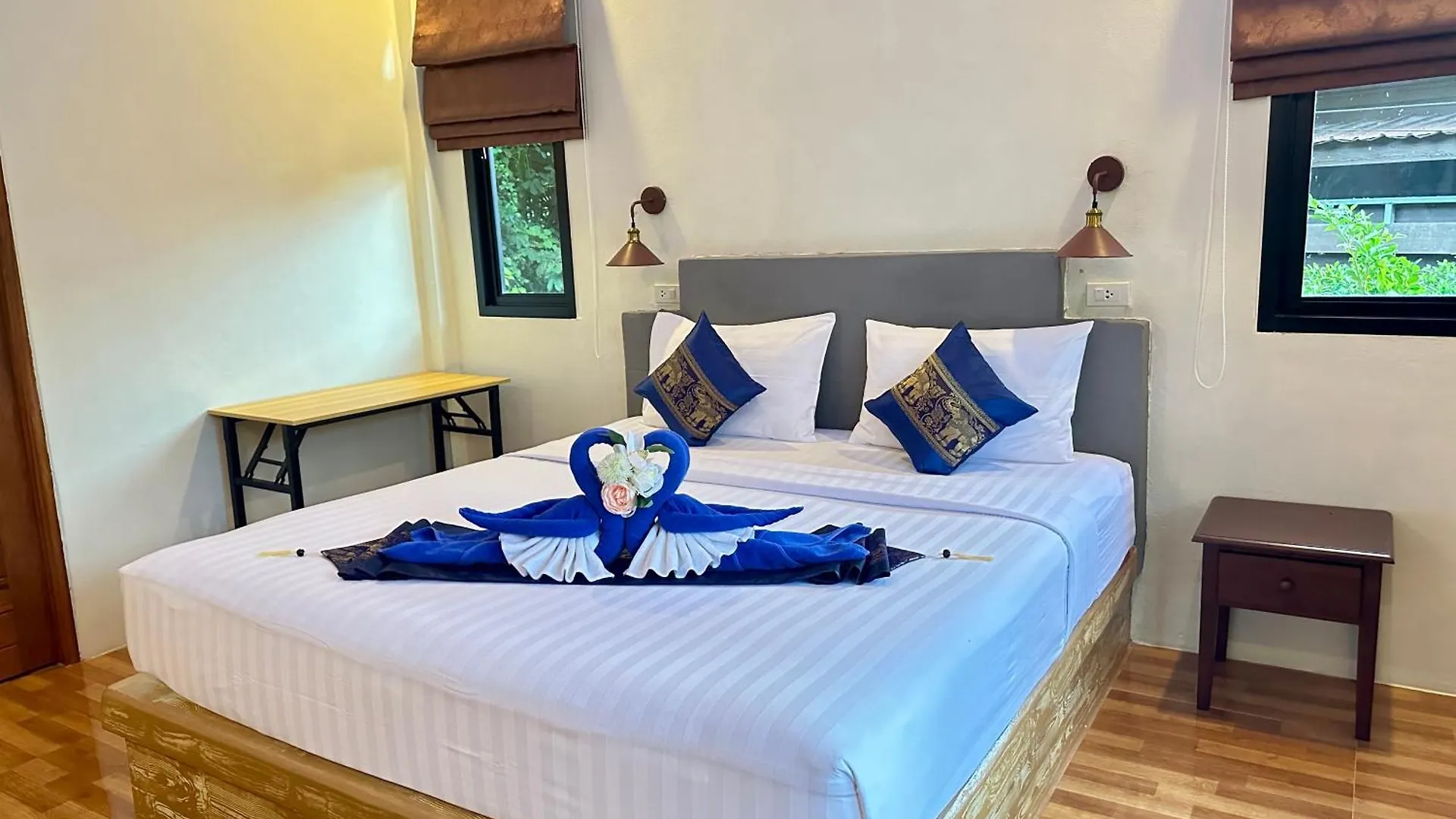 Lanta Living Bungalow 코란타 샬레