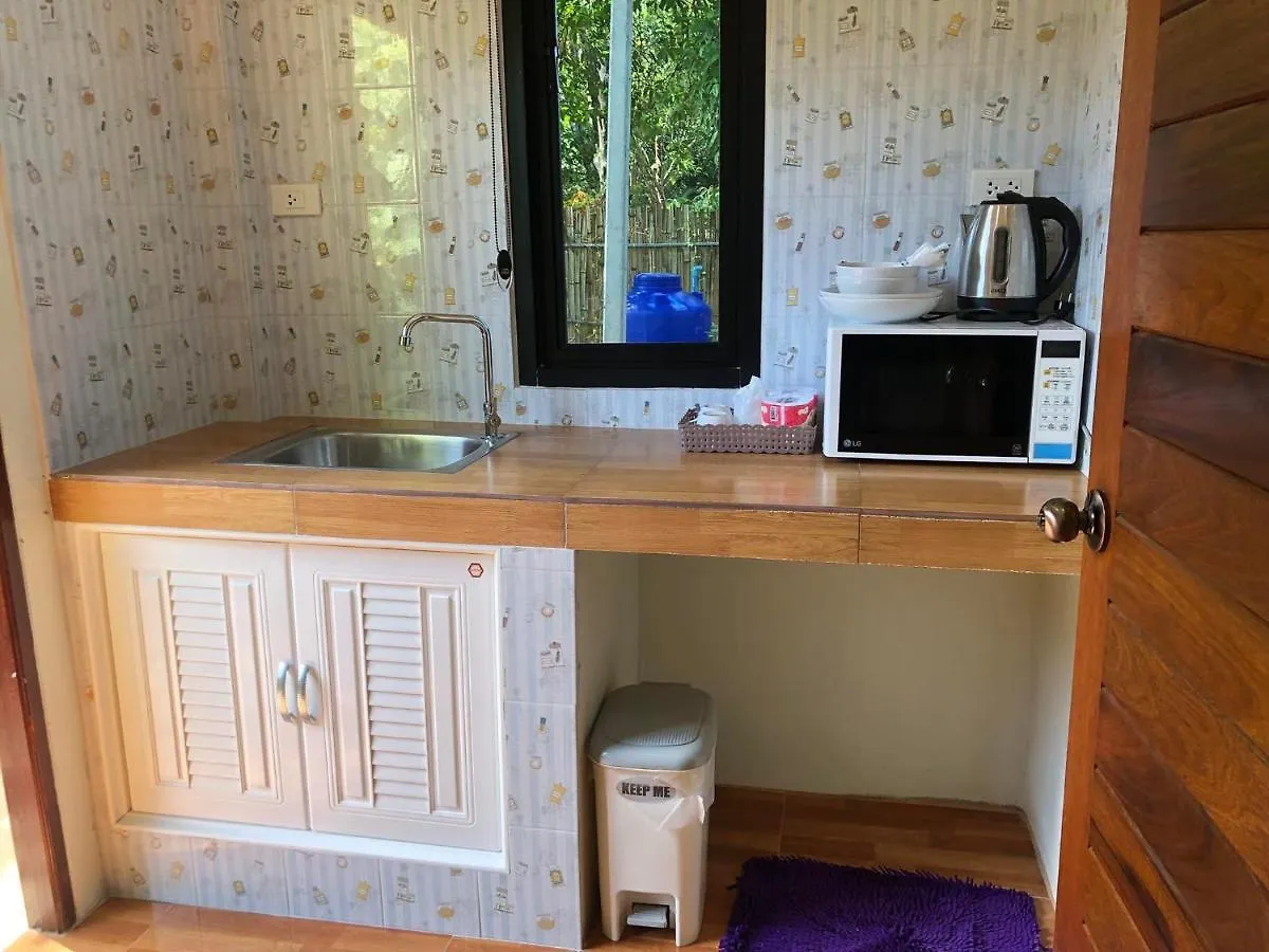Lanta Living Bungalow 코란타 샬레