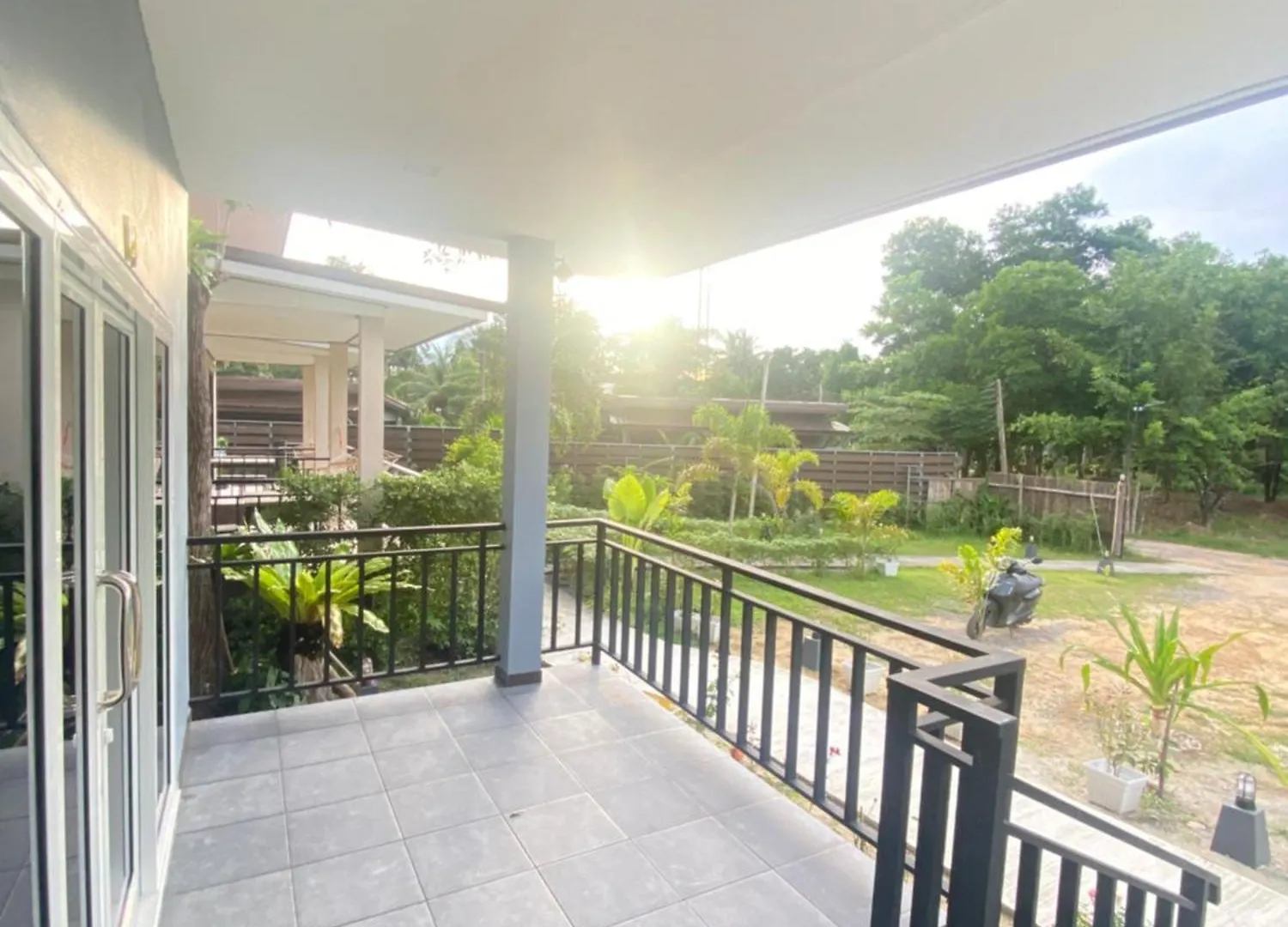 Lanta Living Bungalow 코란타